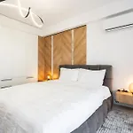 Classy Sassy - Elegant Escape In Timpuri Noi Διαμέρισμα Βουκουρέστι