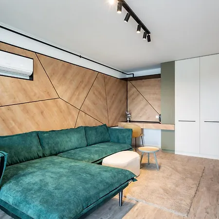 Apartment Classy Sassy - Elegant Escape In Timpuri Noi *