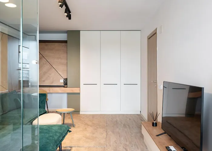 Classy Sassy - Elegant Escape In Timpuri Noi Bukurešť