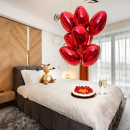 Classy Sassy - Elegant Escape In Timpuri Noi Διαμέρισμα
