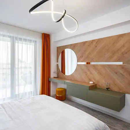 Classy Sassy - Elegant Escape In Timpuri Noi Bucharest