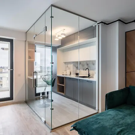 Classy Sassy - Elegant Escape In Timpuri Noi Apartment *