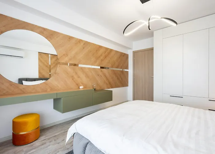 Classy Sassy - Elegant Escape In Timpuri Noi דירה